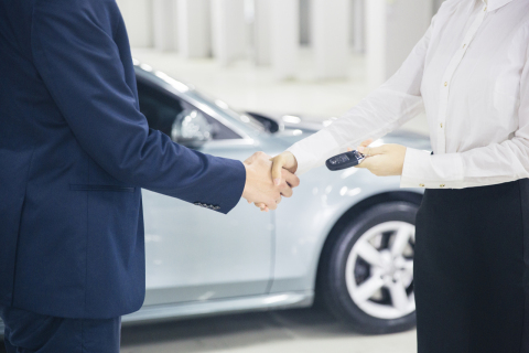 貸款買車抵押車證嗎(抵押買車證貸款車能賣嗎)-添財網