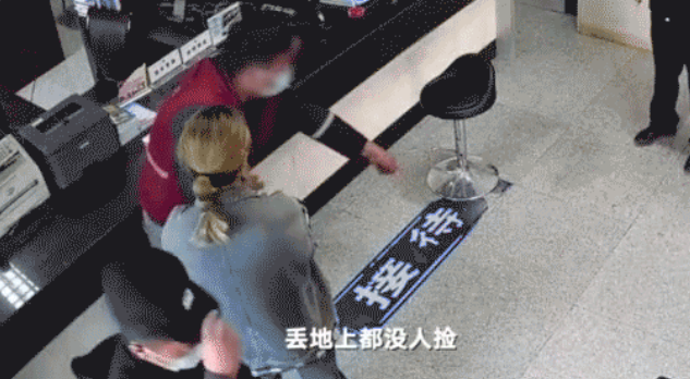 壓車本貸款是怎么說(shuō)的(貸款壓車綠本對(duì)征信有影響嗎)-添財(cái)網(wǎng)