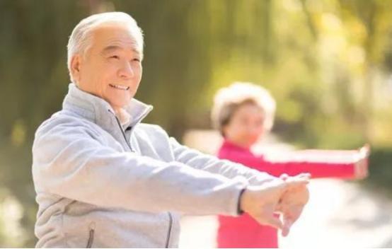 41年工齡最低檔退休工資(退休工資低檔工齡年限怎么算)-添財(cái)網(wǎng)