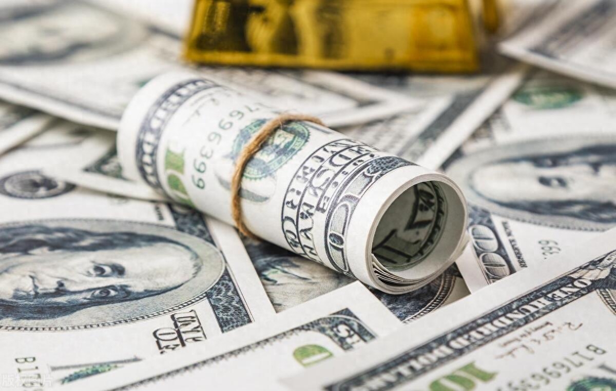 余額寶一萬元一天收益多少(余額寶一天收益1萬)-添財網