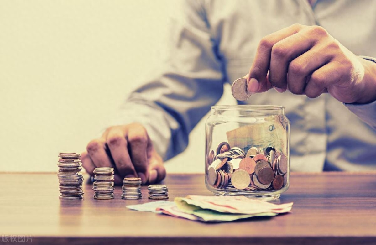 余額寶一萬元一天收益多少(余額寶一天收益1萬)-添財網