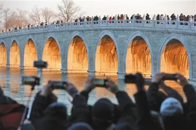 上海過橋墊資公司(過橋墊資100萬1天多少錢)-添財網
