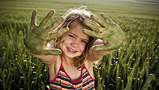 碳排放交易怎么賺錢(碳排放交易誰受益)-添財網