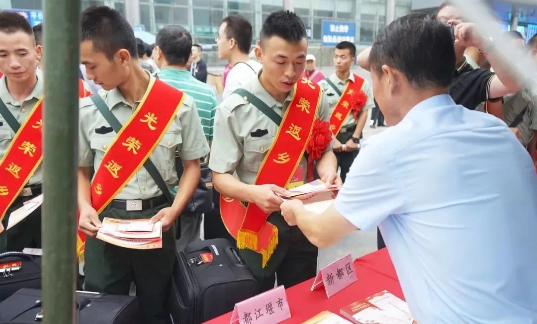 企業(yè)年金如何提取(提取企業(yè)年金的條件)-添財(cái)網(wǎng)