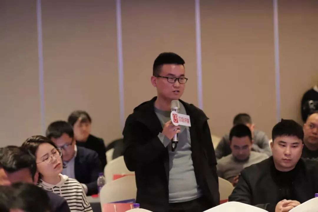 蘇州如何抵押汽車融資(蘇州汽車抵押貸款平臺(tái))-添財(cái)網(wǎng)