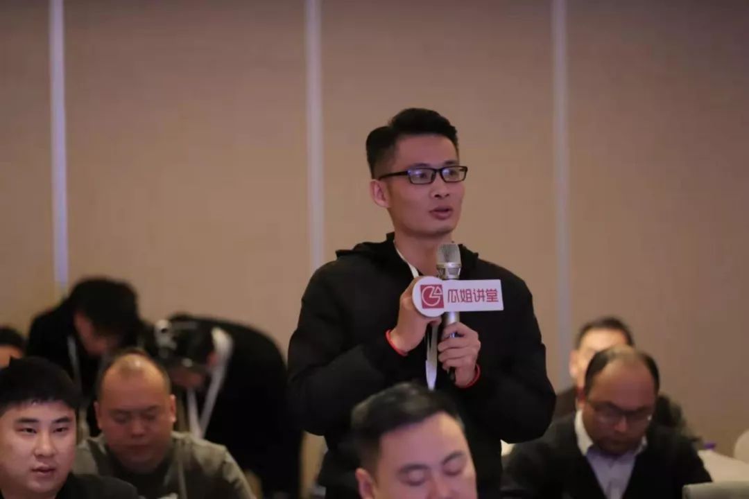 蘇州如何抵押汽車融資(蘇州汽車抵押貸款平臺(tái))-添財(cái)網(wǎng)