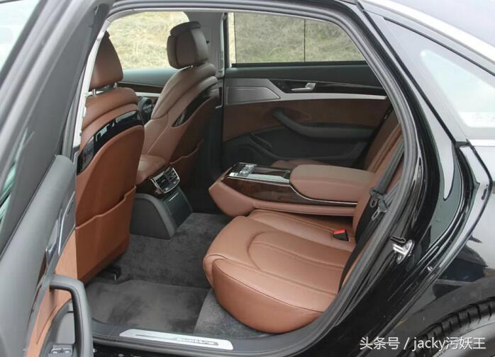 抵押汽車綠本能貸多少錢(車子抵押貸款綠本有記錄嗎)-添財網