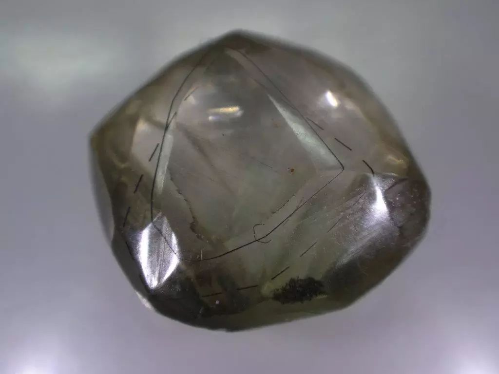 鉆石多少錢典當(鉆石典當行真不回收嗎)-添財網(wǎng)