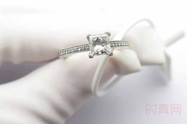 沒了證書的鉆戒能典當嗎(帶證書的鉆戒能回收嗎)-添財網(wǎng)